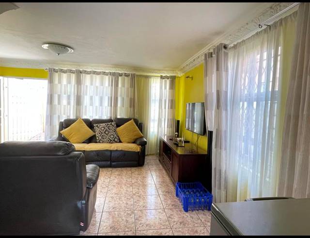 3 BEDROOM DUPLEX FOR SALE IN NEWLANDS WEST